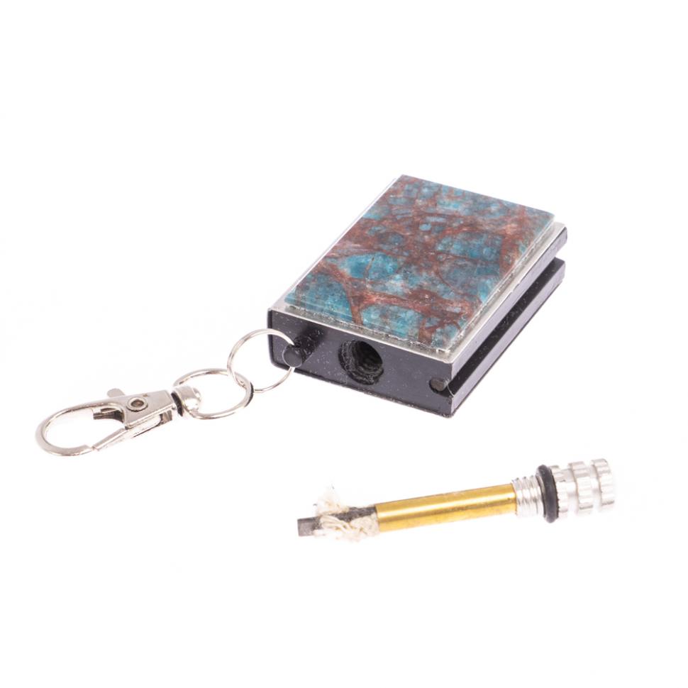 Брелок огниво "Вечная спичка" с накладкой из камня голубой аппатит фото 1 — 