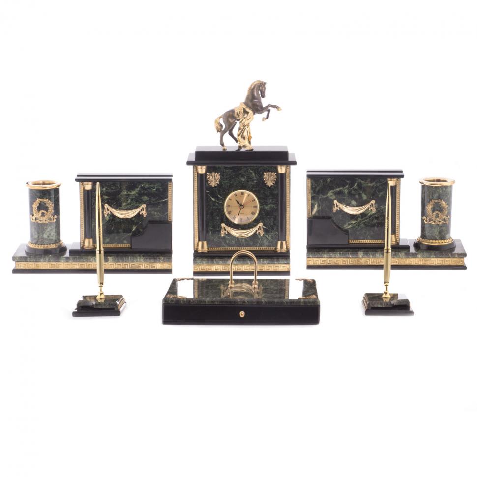 Письменный набор "Конь на дыбах" из змеевика фото 1 — 