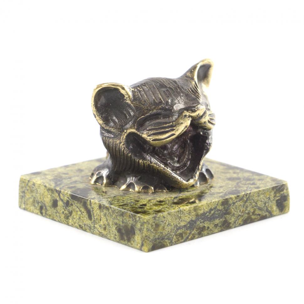 Настольная фигурка из бронзы "Кот улыбка" камень змеевик фото 1 — 