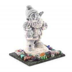 Статуэтка &quot;Гном со светильником&quot; из мрамолита на подставке из камня — 