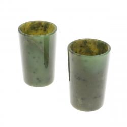 Набор стопок 2 шт из нефрита 4х4х6 см — 