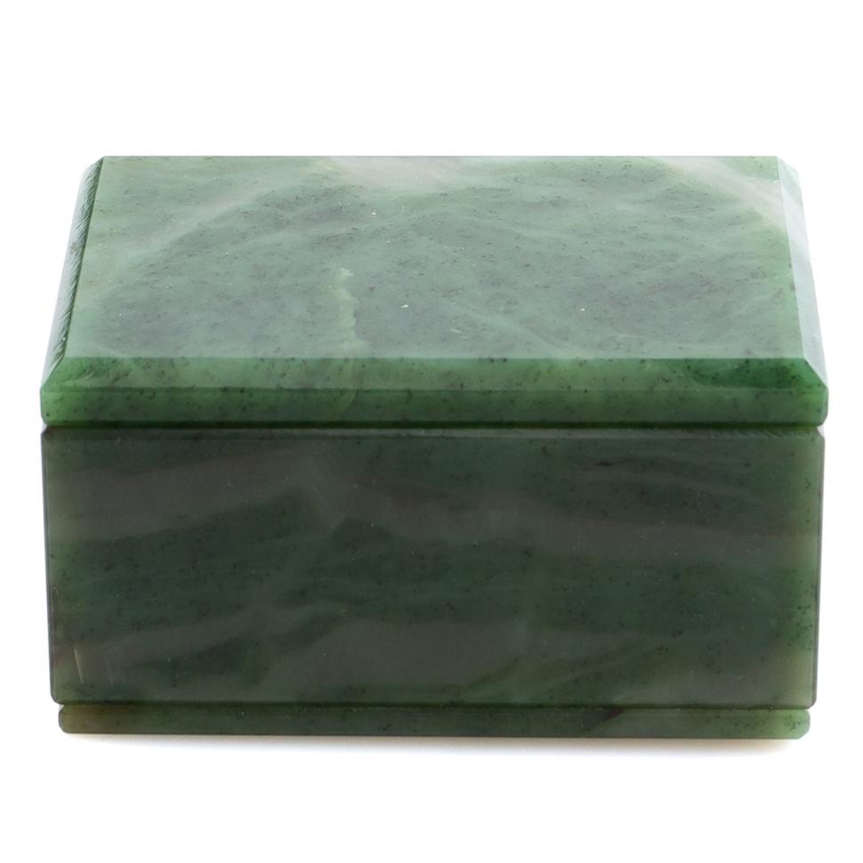 Шкатулка из саянского нефрита 8,8х6,8х4,7 см фото 1 — 