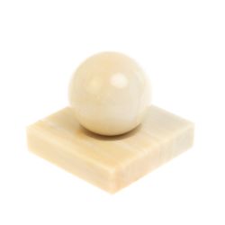 Шар 4,5 на подставке из газганского мрамора 6х6 см — 