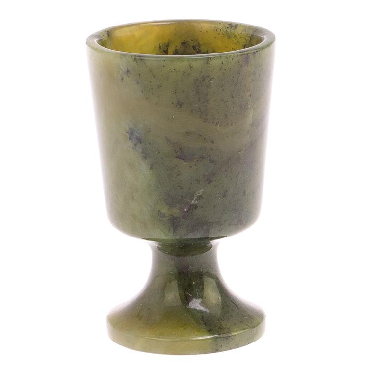 Рюмка из нефрита 4х6,5 см фото 1 — 