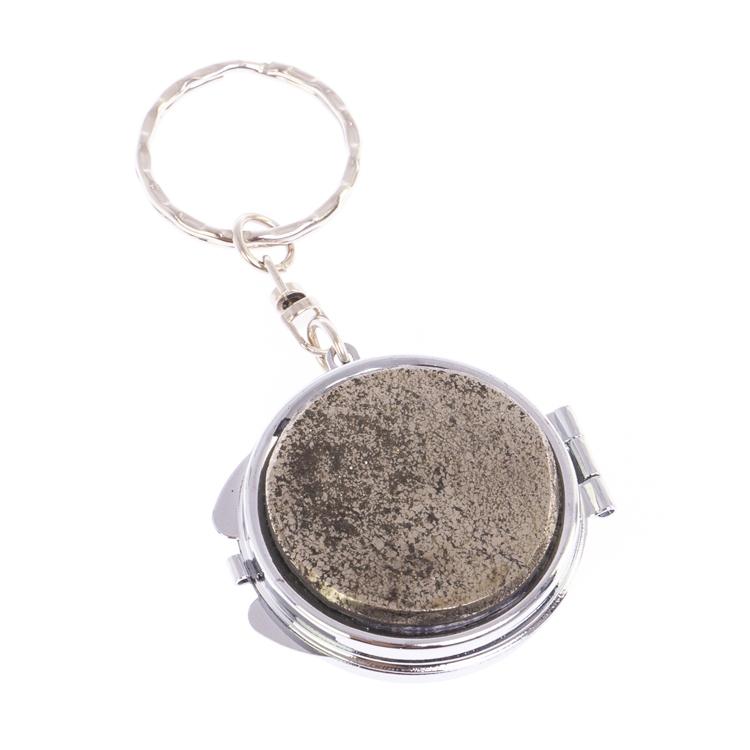 Складное зеркало брелок из камня пирит круглое фото 1 — 