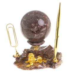 Письменный прибор &quot;Лев у скалы&quot; с шаром антистресс из камня — 