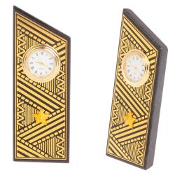 Часы &quot;Погон генерал&quot; цвет золото камень змеевик треугольные — 