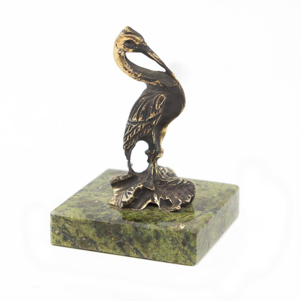 Статуэтка из бронзы на подставке из змеевика "Цапля" фото 1 — 