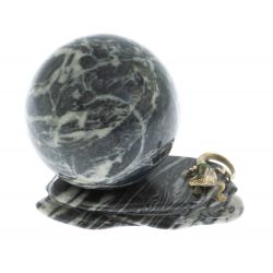 Композиция &quot;Ящерица на скале&quot; с шаром 6 см из магнезита — 