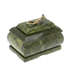 Шкатулка прямоугольная я ящерицей 10х7х8 см — 