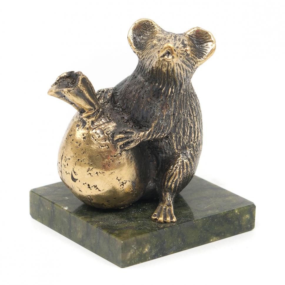 Статуэтка "Крыса с мешком" змеевик бронза фото 1 — 