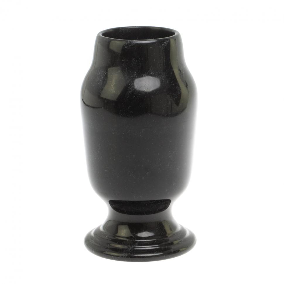Ваза из черного змеевика 10х10х20,5 см фото 1 — 
