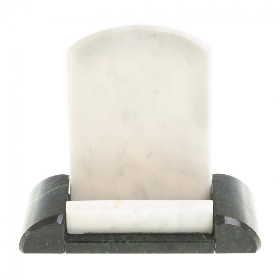 Подставка для телефона из змеевика и мрамора фото 1 — 