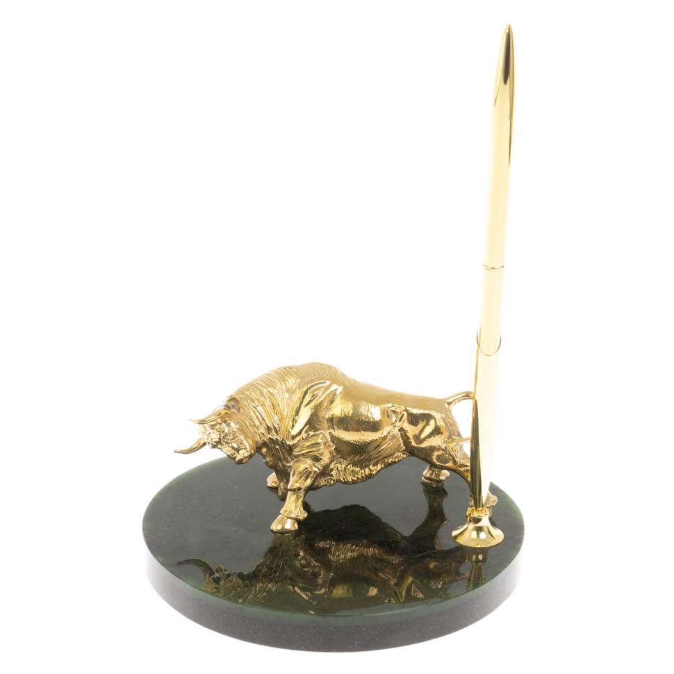 Статуэтка "Бык" с подставкой под ручку на нефрите 13х13х22 см фото 1 — 