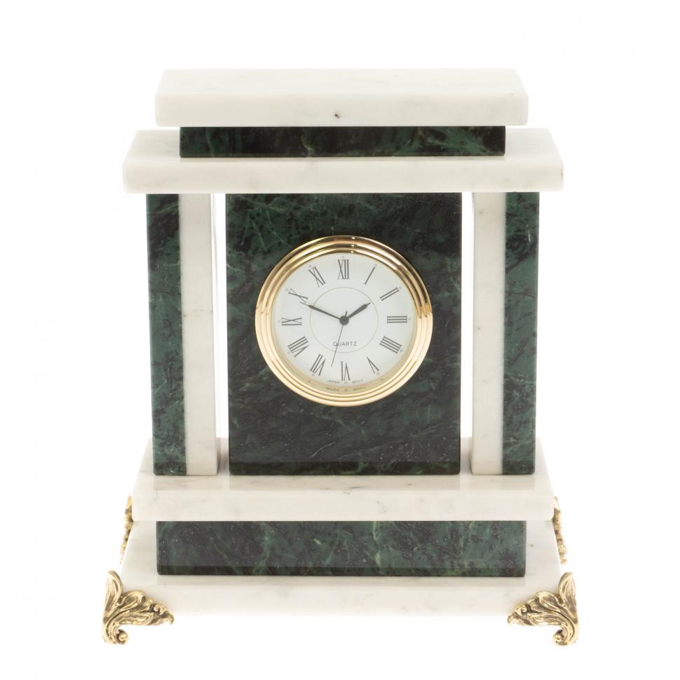 Часы из нефрита и белого мрамора фото 1 — 