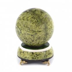 Шар из светло-зеленого змеевика Антистресс 10 см — 