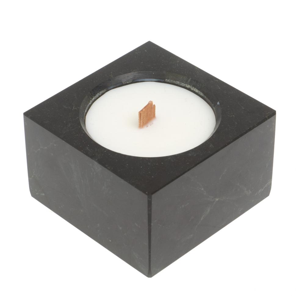Свеча квадратная из черного змеевика 7х7х4,3 см фото 1 — 