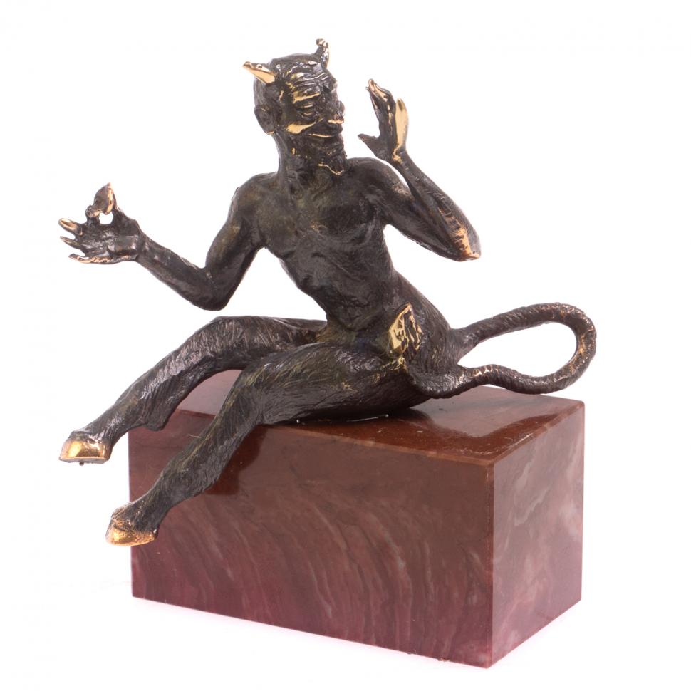 Бронзовая статуэтка "Чертик" на подставке из лемезита фото 1 — 