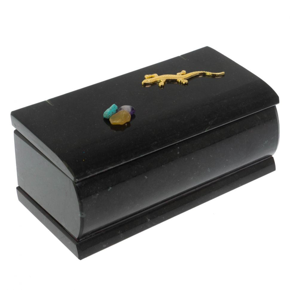 Шкатулка из черного змеевика с ящерицей и самоцветами 15х7,5х6 см фото 1 — 