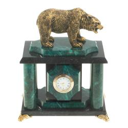 Часы из змеевика с фигуркой из мрамолита &quot;Медведь&quot; — 