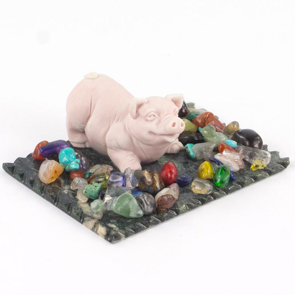Сувенир "Поросенок играет" из мрамолита фото 1 — 
