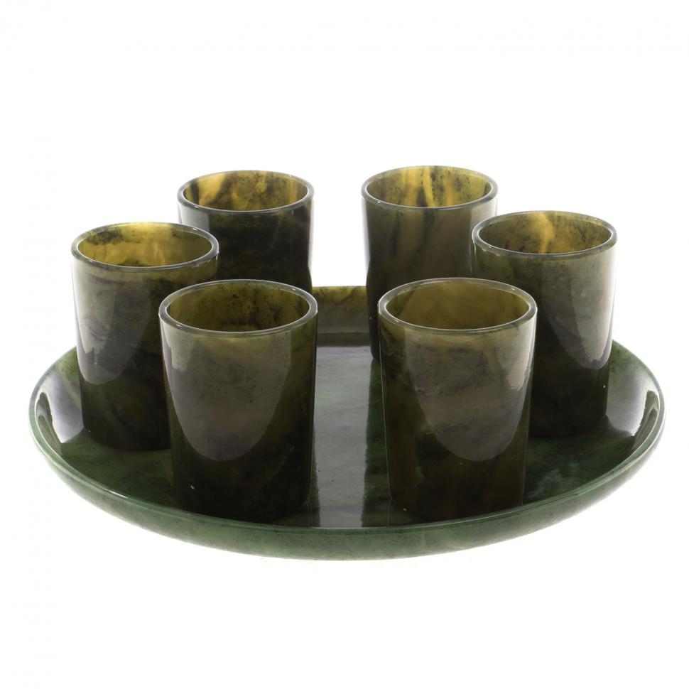 Водочный набор из нефрита 6 стопок на подносе фото 1 — 