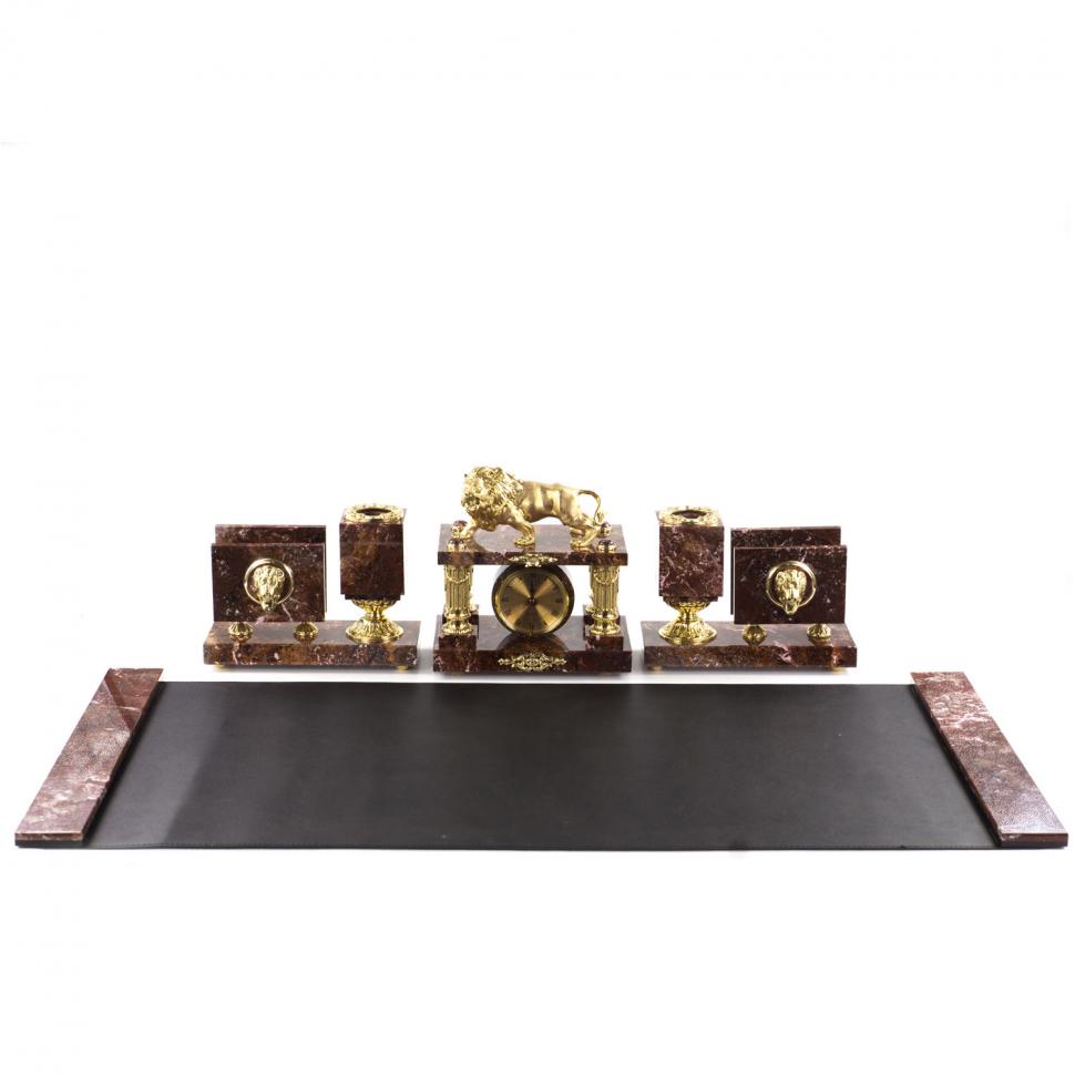 Письменный набор "Рычащий лев" с настольным ковриком фото 1 — 