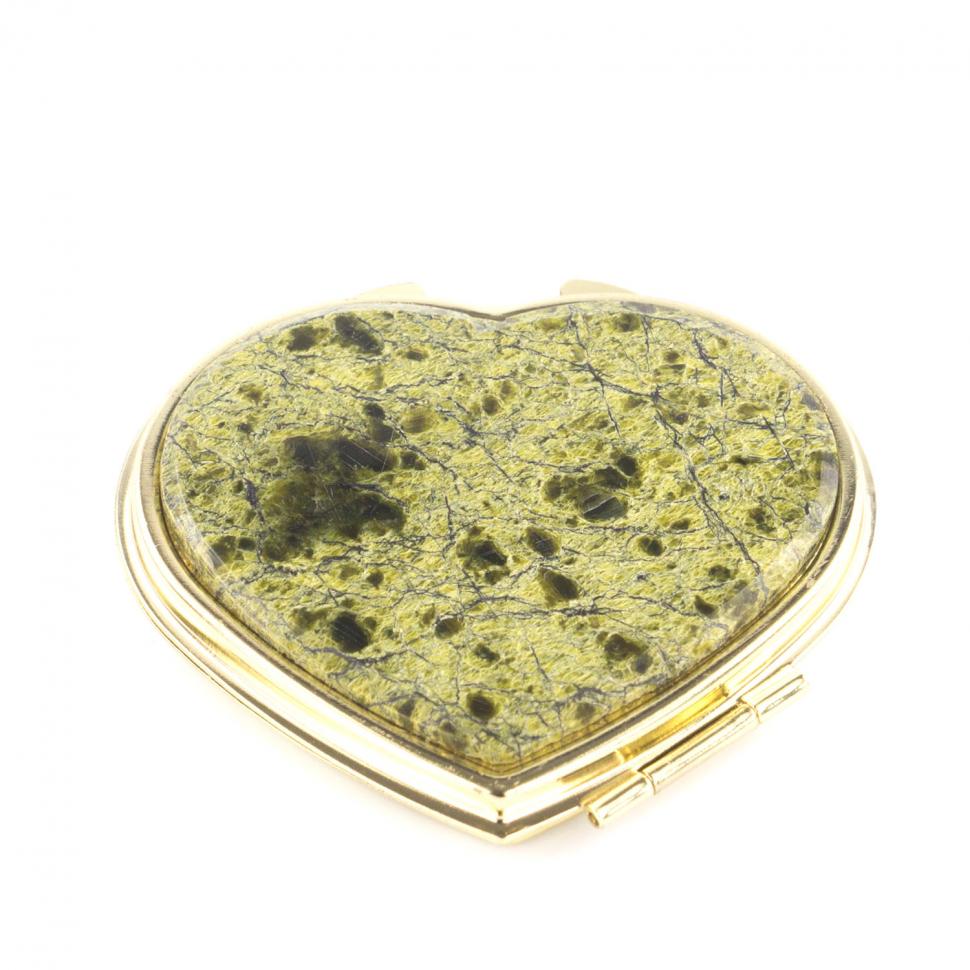 Карманное зеркало "Сердце" из натурального камня змеевик цвет золото фото 1 — 