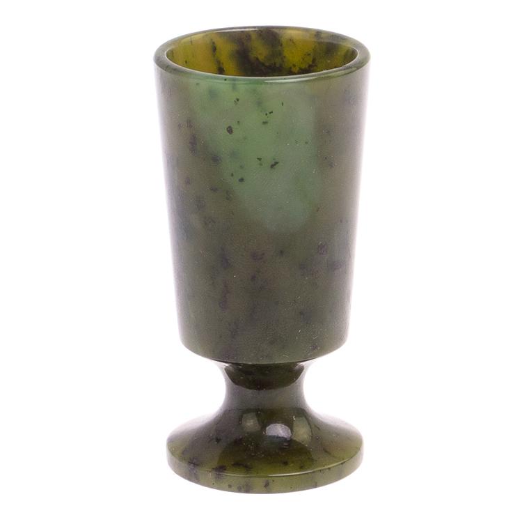 Рюмка на ножке из нефрита 40 мл 4х8 см фото 1 — 