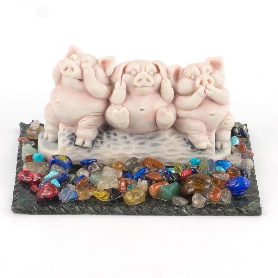 Сувенир "Три поросенка" из мрамолита фото 1 — 