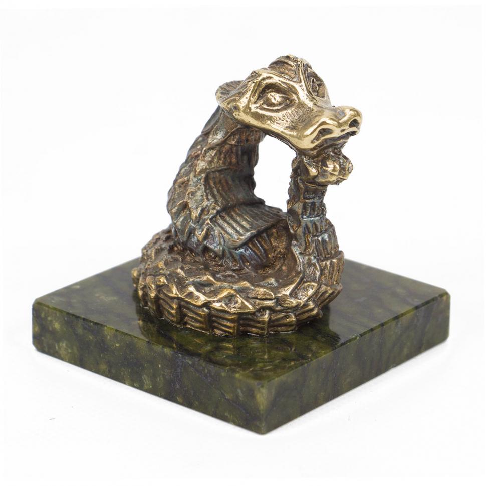Статуэтка из бронзы на подставке из змеевика "Удав" фото 1 — 