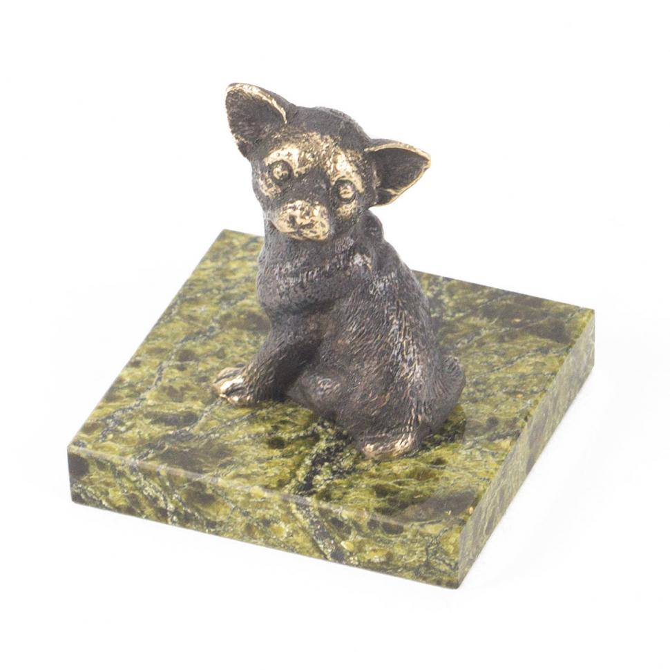 Бронзовая статуэтка "Собачка средняя №5" камень змеевик фото 1 — 