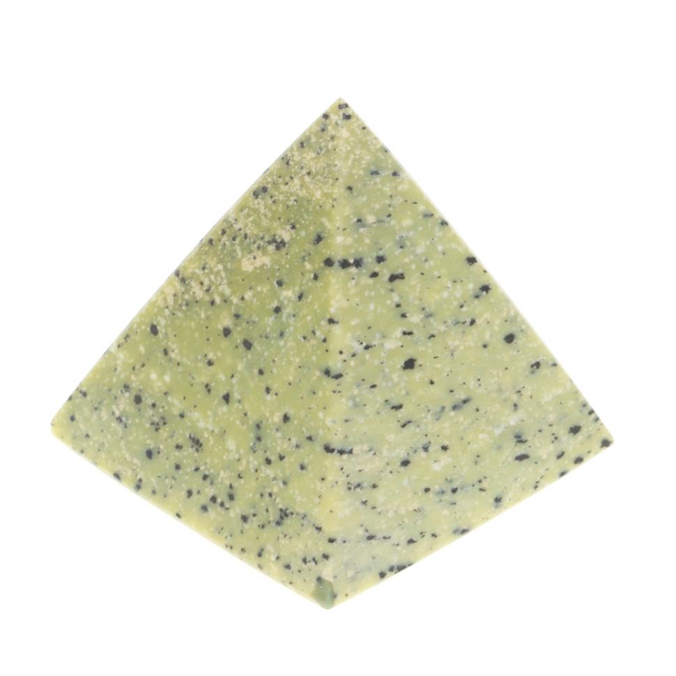 Пирамида из камня змеевик 5х5х5,5 см фото 1 — 