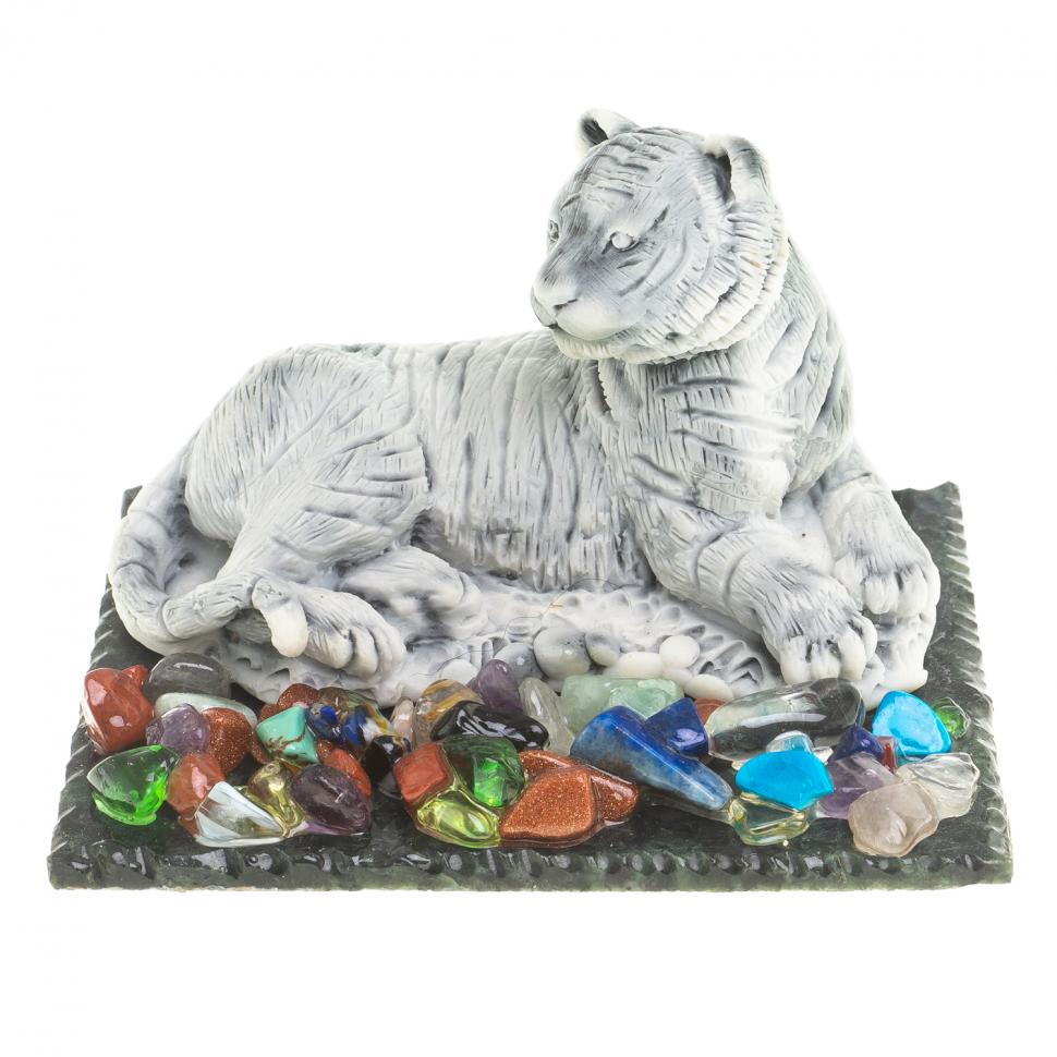 Сувенир "Тигр лежит" из змеевика и мрамолита фото 1 — 