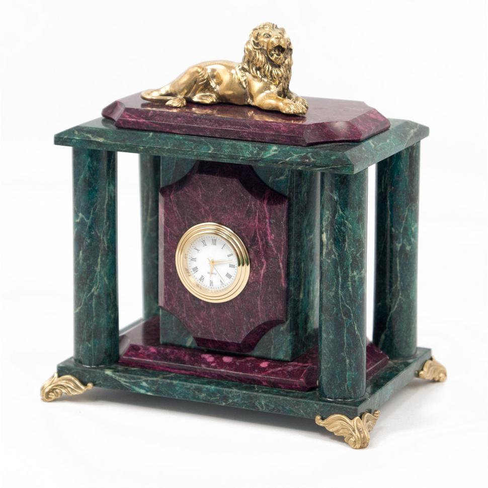 Часы из змеевика и бронзы "Лев" фото 1 — 